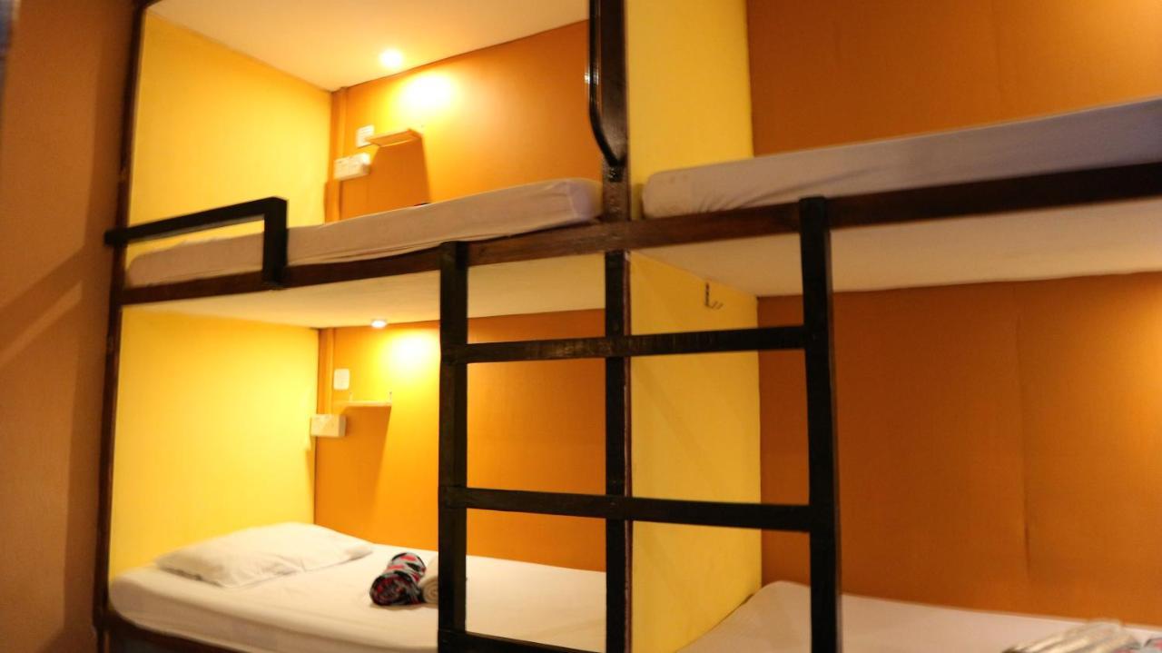 הוסטל קוטה קינבלו Escape Backpackers Kk מראה חיצוני תמונה